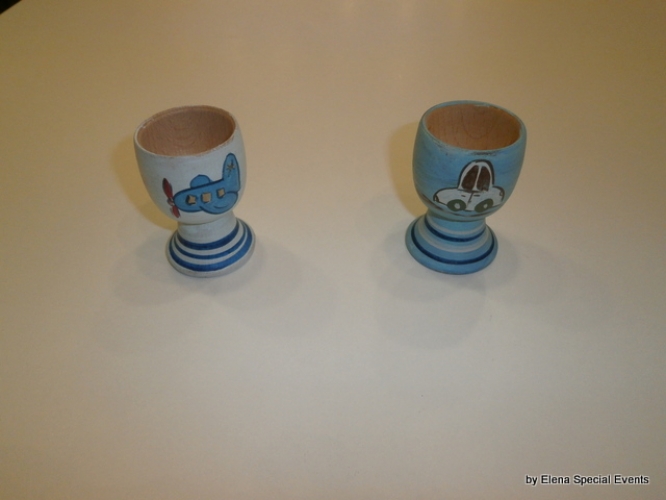 Hand-painted wooden egg cup.