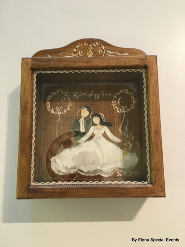 Hand-painted Wreath Box Groom & Bride