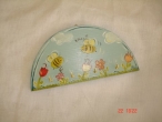 Hand-painted wooden key hanger (bees).